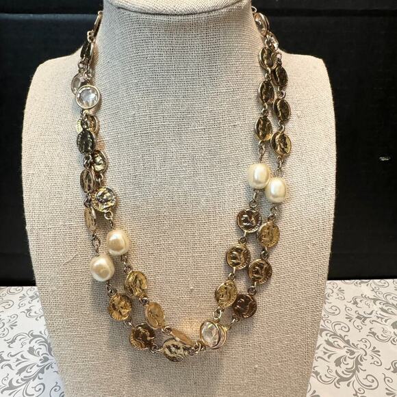 Vintage Faux Baroque Pearl and Goldtone Roman Coin Necklace Glass Flat Beads - Picture 1 of 9